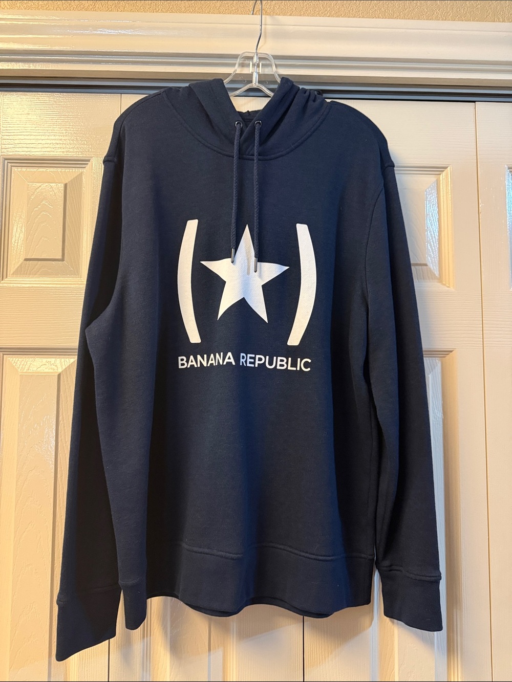 XL Banana Republic Men's Navy Hoodie with White Star Logo